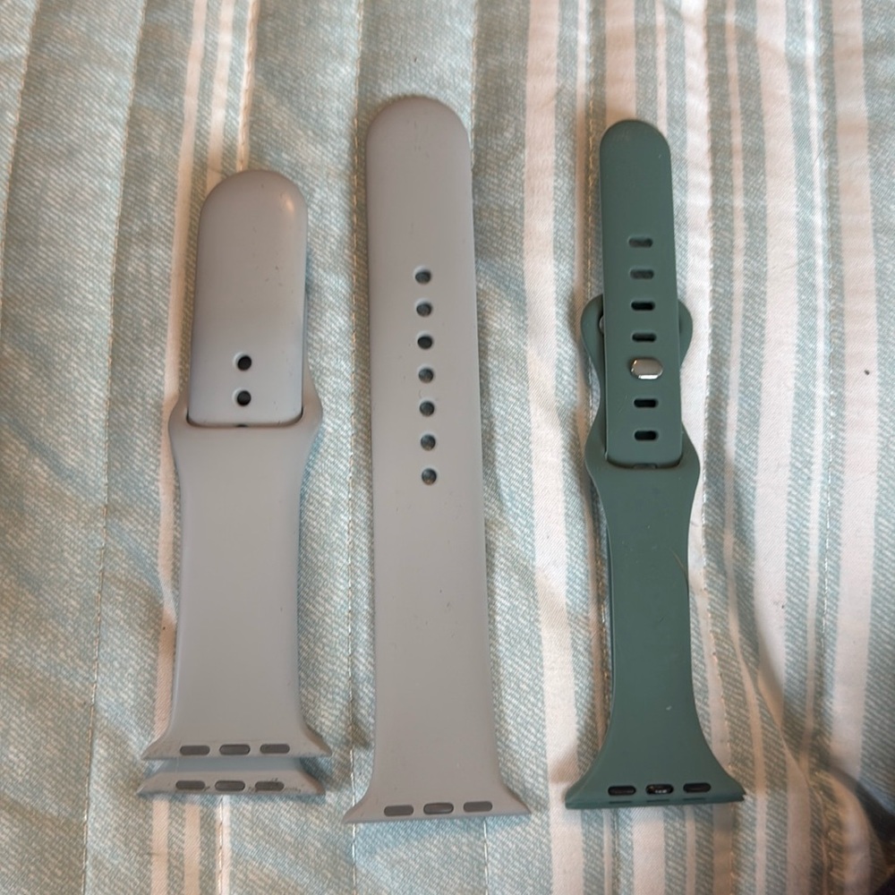 Apple Watch Band Bundle | 2 Silicone Bands | Gray & Green